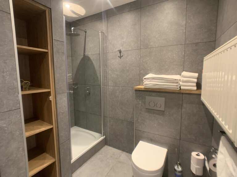 Badezimmer Vierbettzimmer